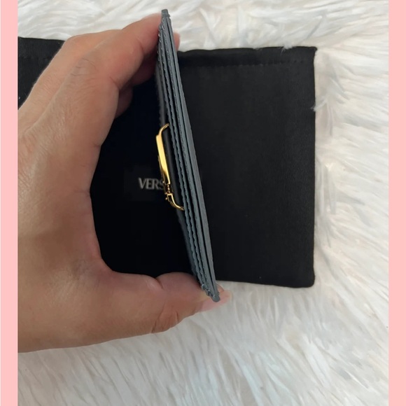 ❌SOLD❌AUTHENTIC VERSACE CROC EMBOSSED GRECA GODDESS CARD HOLDER GRAY - NEW - Picture 7 of 8